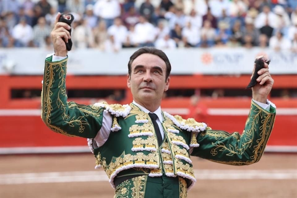 Enrique Ponce se despedirá con toros de Tequisquiapan el 2 de febrero.