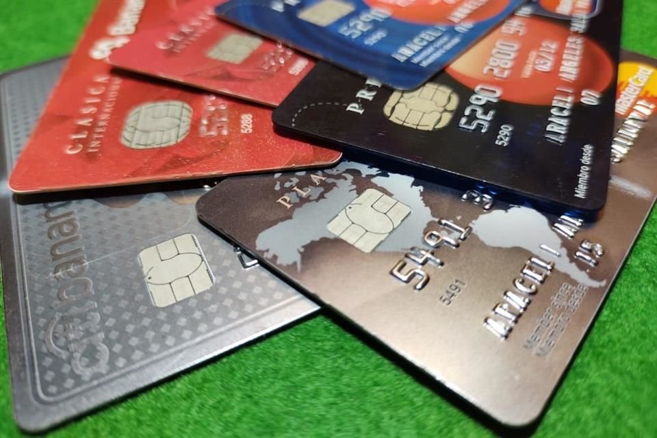 CNBV pidió a todos las instituciones del sector financiero supervisadas a estar atentas al cambio de comportamiento financiero de los usuarios.