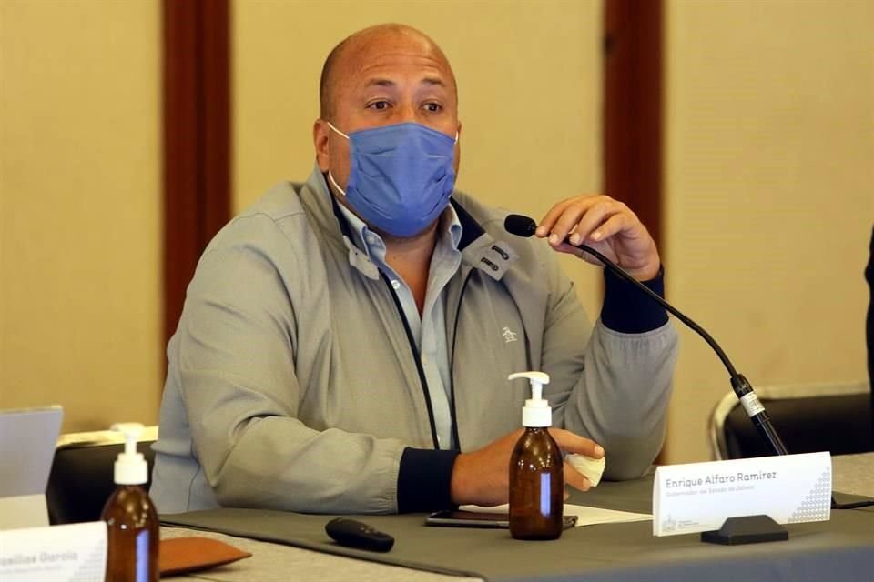 El Gobernador anunció esta medida en su conferencia semanal.