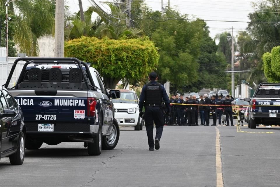 Sin embargo, su historia delictivo es mucho más amplio: involucra faltas administrativas, una sentencia por robo y más asaltos, en diferentes años.