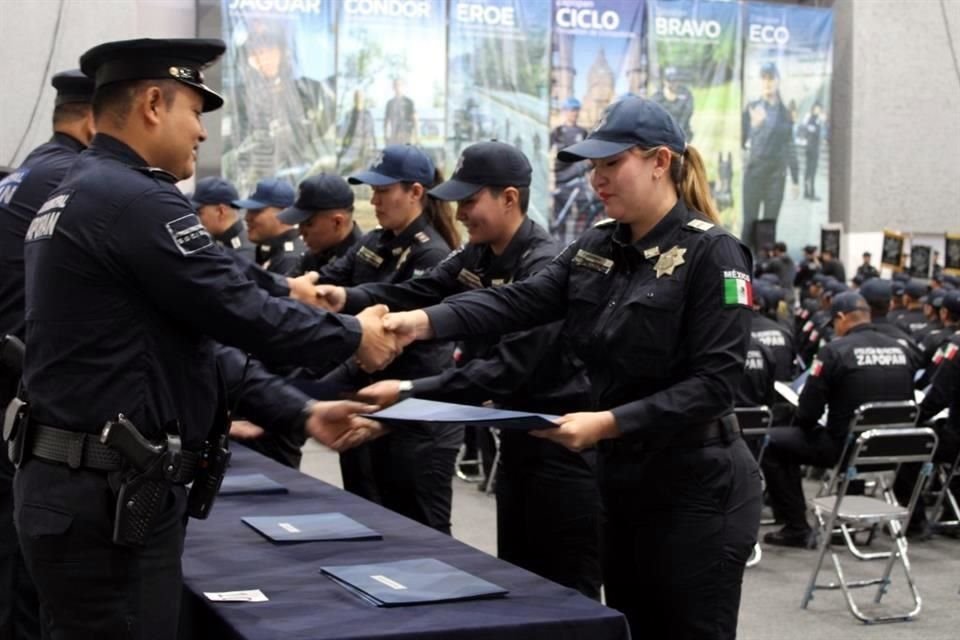 Ayer se realizó la ceremonia de graduación de los elementos de Zapopan.