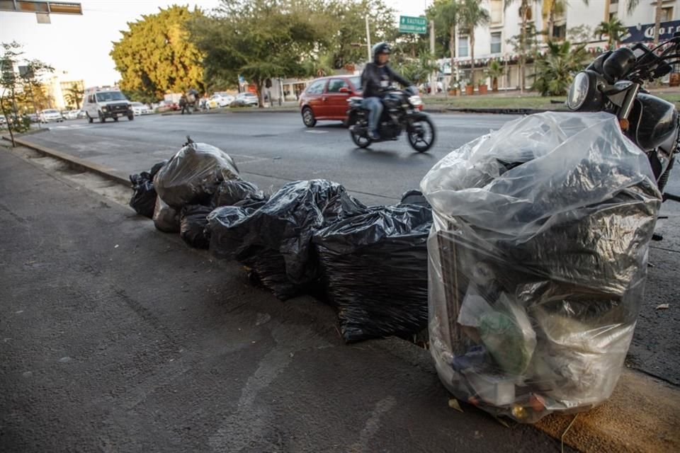 Niños Héroes y Federalismo.