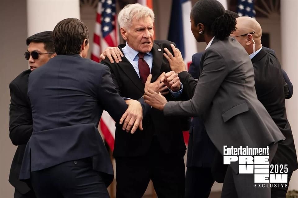 Harrison Ford impacta como Red Hulk en fotos de Entertainment Weekly para 'Captain America: Brave New World'; estrena en febrero de 2025.