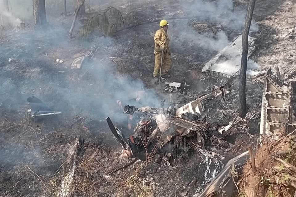 La identificación de las personas fallecidas en el avionazo en Quitupan demorará debido a que se requieren confrontas de ADN para corroborar las identidades.