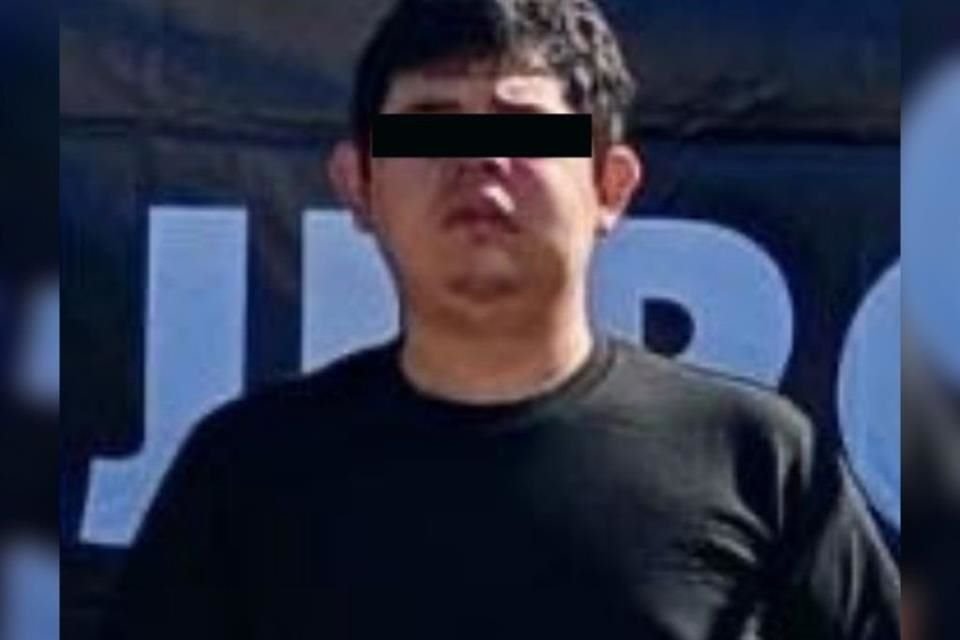 Juan Manuel 'N', alias 'Drácula', líder de célula de 'Los Chapitos' fue detenido en Escuinapa, Sinaloa, junto a otras 3 personas.