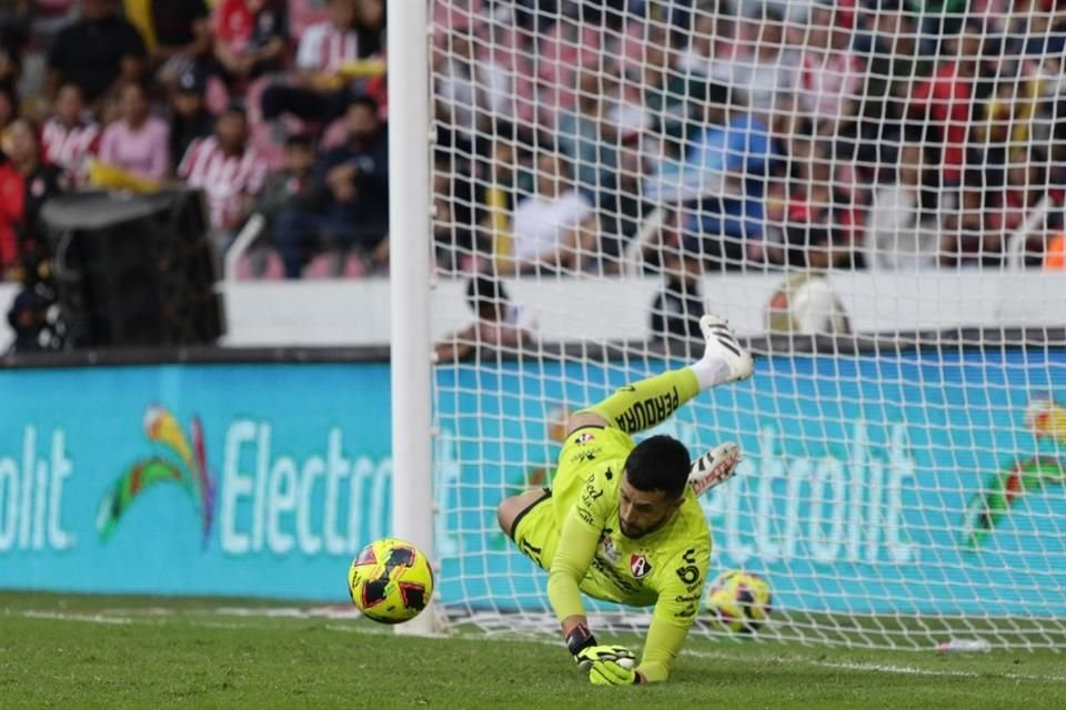 En penales, Atlas venció 3-2 al Tapatío, con gran actuación de Camilo Vargas, para quedarse con el tercer lugar de la Copa Pacífica.