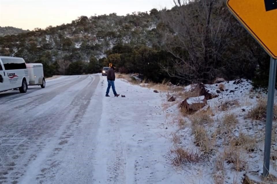 La onda gélida causará caída de nieve o aguanieve en Coahuila y Nuevo León.