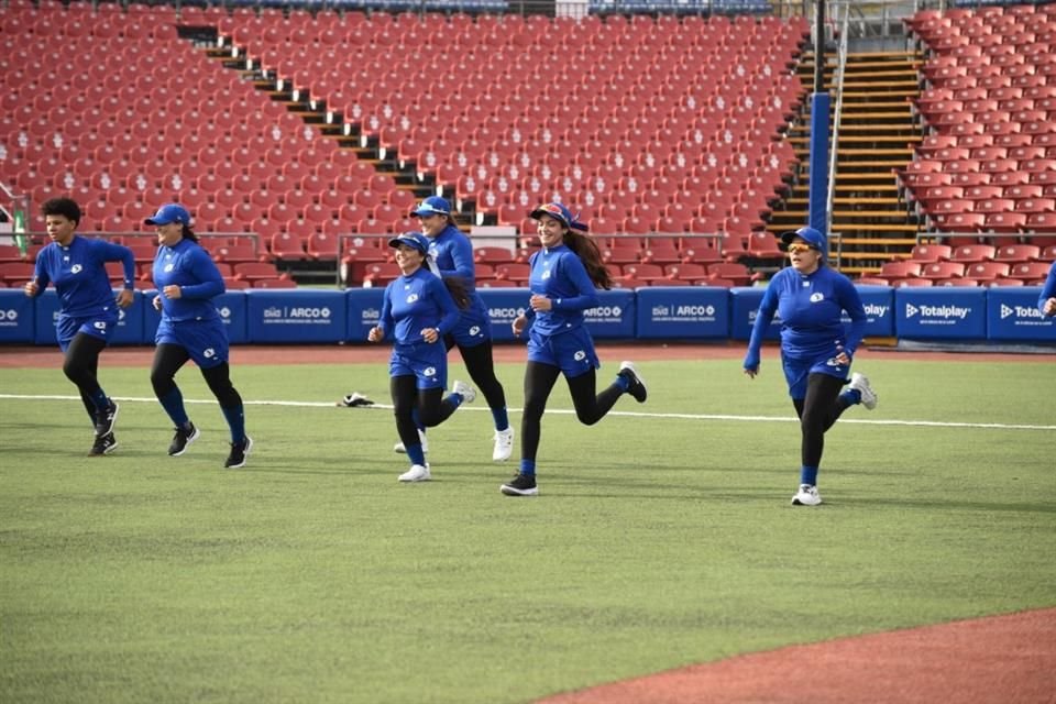 Primer entrenamiento Charros de Jalisco Softbol-