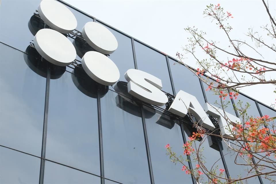 SAT presentó más de 5 mil denuncias ante la FGR.
