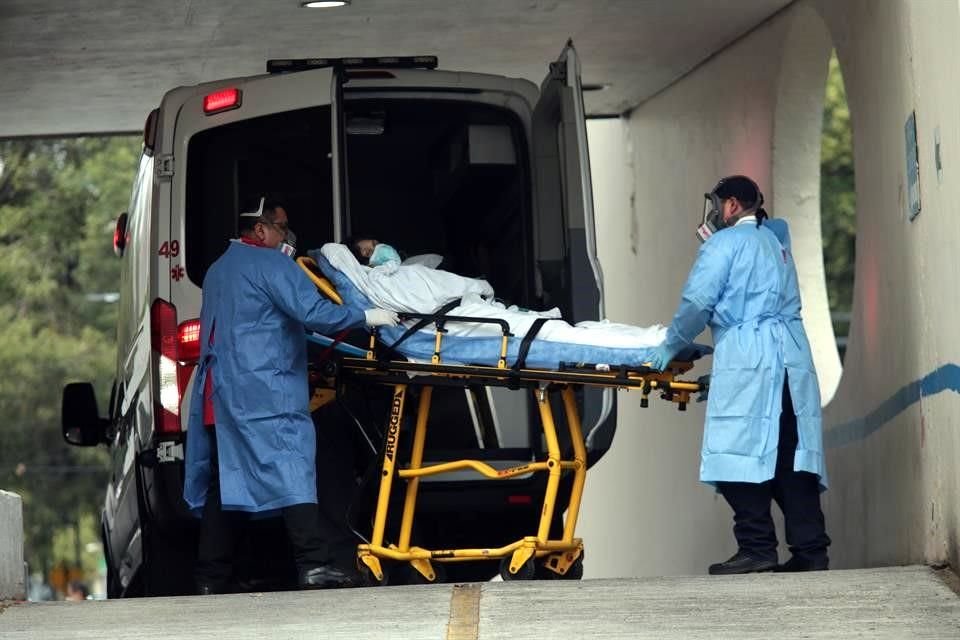 Con la pandemia, estudiantes sólo observan procesos básicos en videos, fotografías o mediante anécdotas de sus profesores de medicina.  