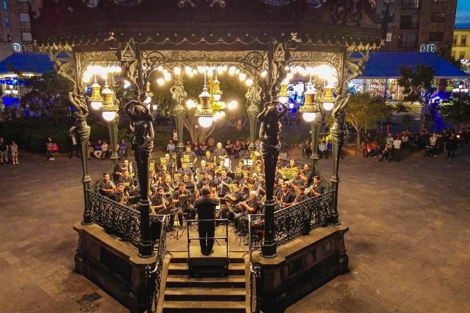 La Banda de Música del Estado y la Orquesta Típica de Jalisco ofrecerán 59 recitales en recaudadoras de GDL, Zapopan, Tonalá y Tlaquepaque.