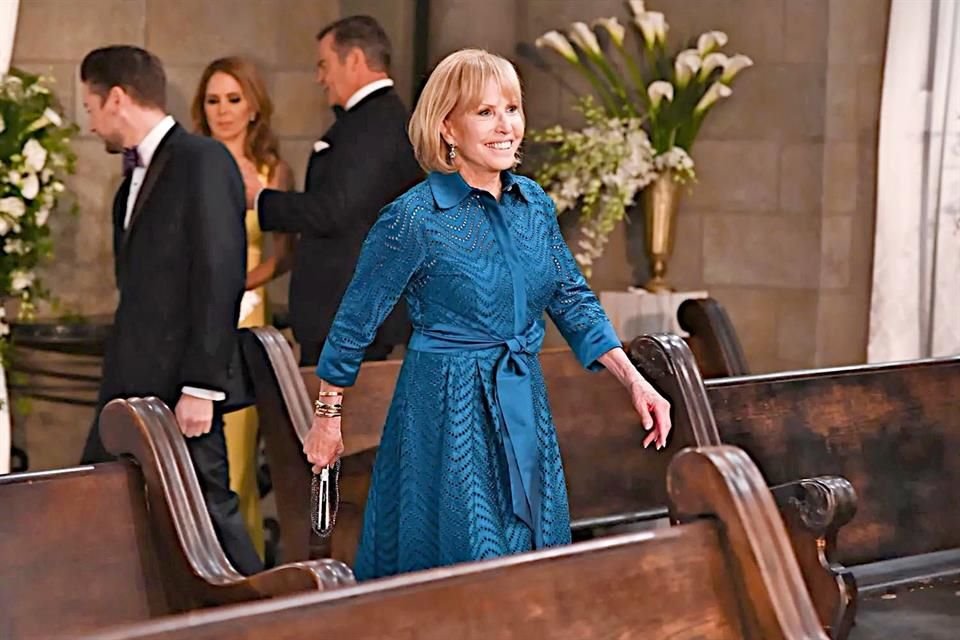 La actriz de 'General Hospital', Leslie Charleson, falleció a los 79 años tras una larga batalla con una enfermedad, según informó la serie.