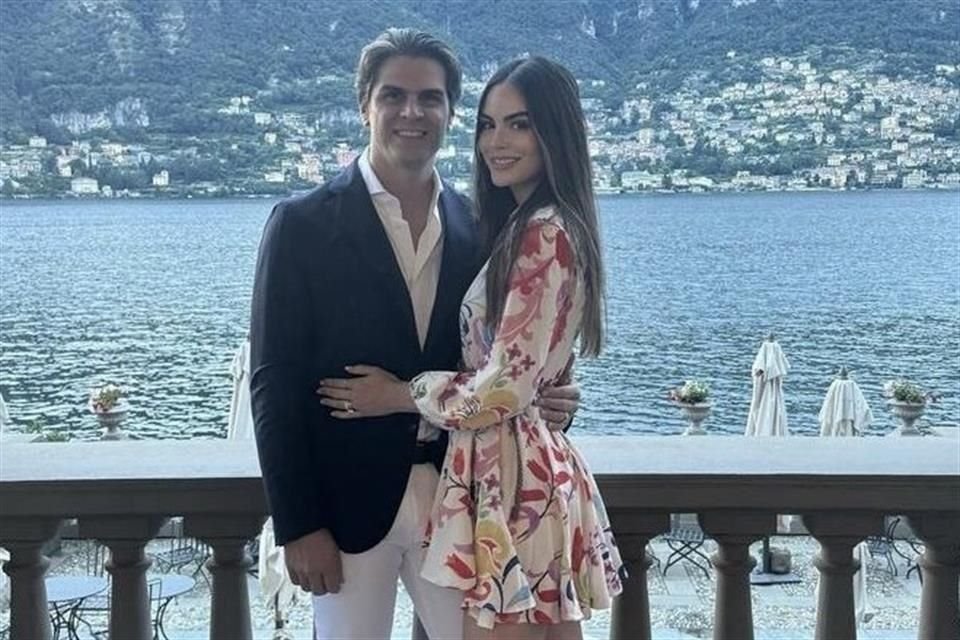 Ximena Navarrete espera ¡a su tercer hijo!