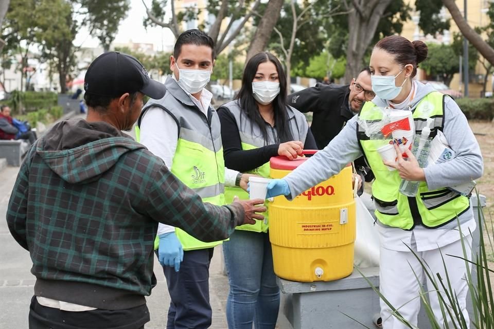 La Secretaría de Asistencia Social presumió haber entregado apoyos a más de 30 mil personas con el Plan de Asistencia de Invierno.