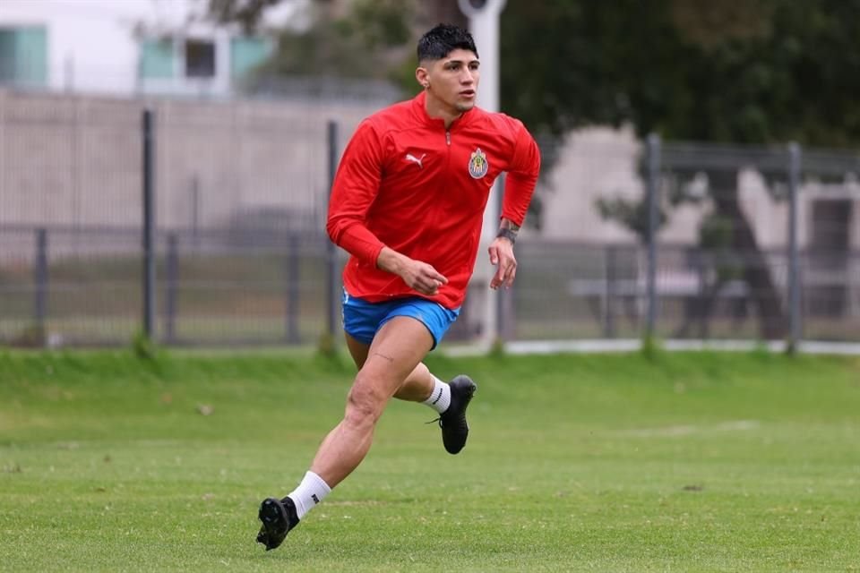Alan Pulido sabe que todavía le falta entrar en ritmo futbolístico para ayudar al Rebaño.