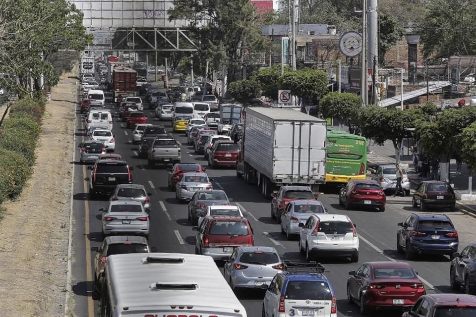 Gobierno de Jalisco busca tener un padrón vehicular más seguro, que esté a tono con el Registro Público Vehicular (Repuve), que se desfasó.