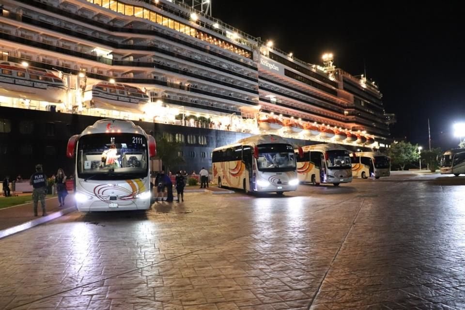 En 2024, Puerto Vallarta destacó como destino turístico del Pacífico Mexicano, recibiendo a más de 548 mil pasajeros provenientes de cruceros.