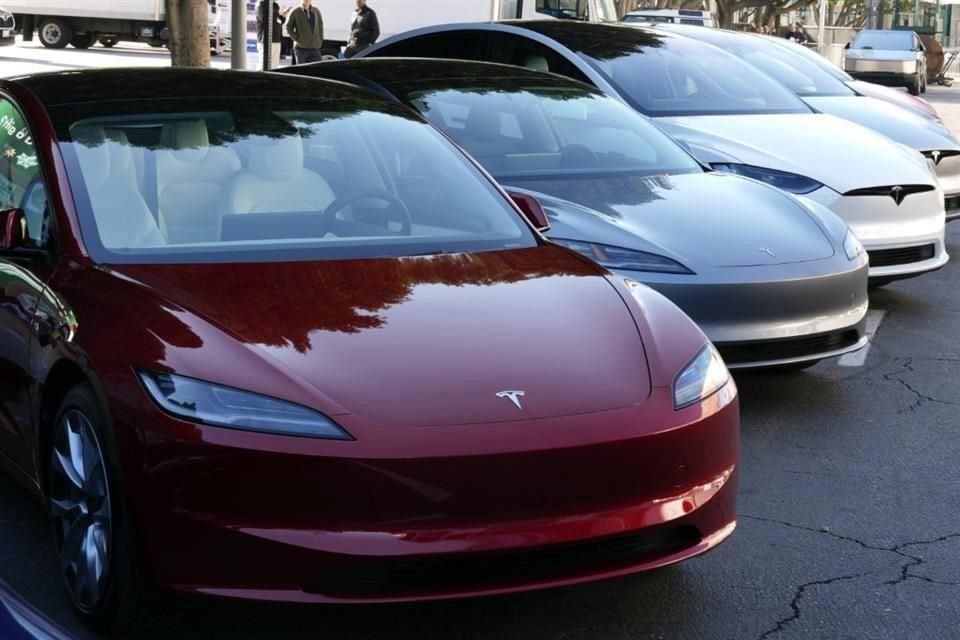 El valor de la marca Tesla bajó 26 por ciento en 2024, la segunda caída anual consecutiva, según la firma de investigación y consultoría Brand Finance.