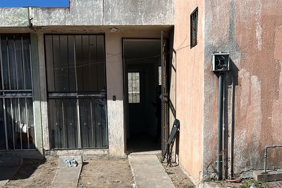 Días antes del descubrimiento del cráneo, el colectivo había localizado tres cuerpos enterrados en la casa de al lado.