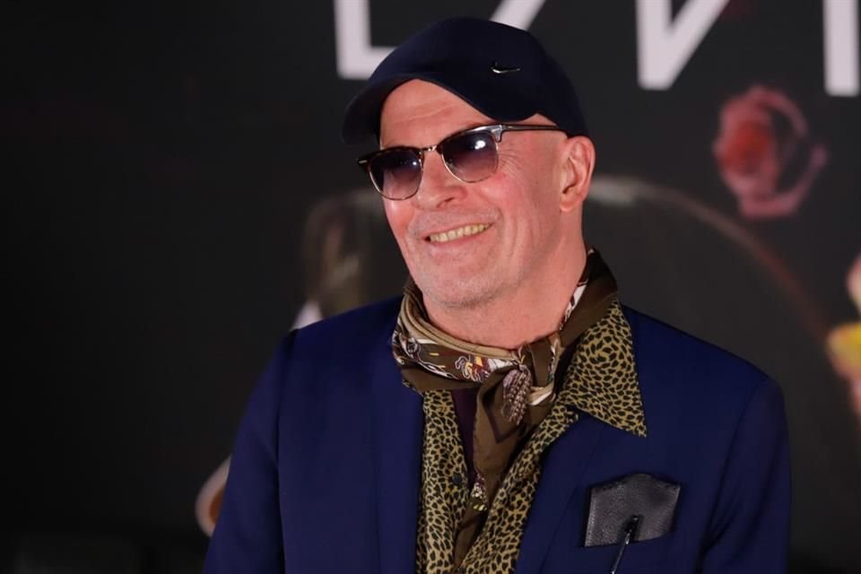 Jacques Audiard está 'extraordinariamente feliz' tras el récord de 13 nominaciones al Óscar de 'Emilia Pérez', incluida Mejor Película.