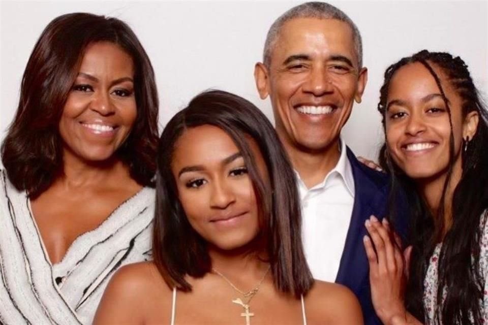 A lo largo de 33 años de compartir la vida, con dos hijas, Malia y Sasha, los Obama se han sincerado sobre sus luchas matrimoniales.