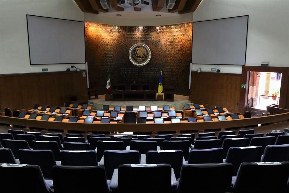 Diputados sin partido urgen a discutir en el Congreso de Jalisco el recorte al que se oponen de 140 millones de pesos a la UdeG.