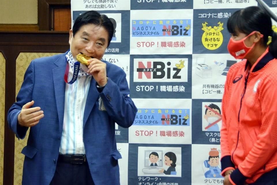 El Alcalde Takashi Kawamura lamentó su conducta.