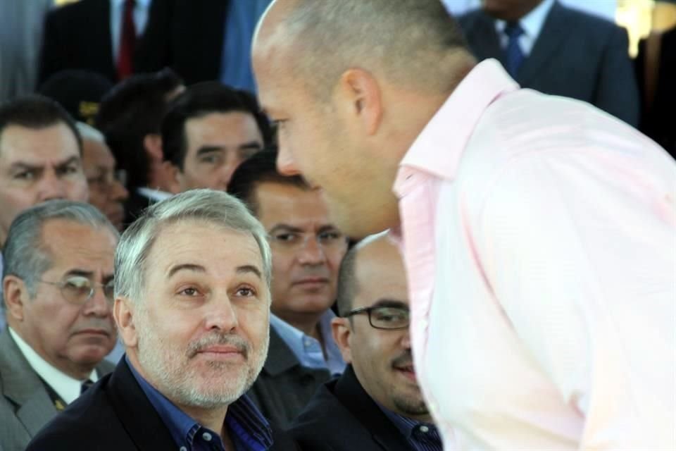 Emilio González Márquez estimó que quien podría encabezar el bloque opositor con miras a las elecciones presidenciales del 2024 es el actual Gobernador de Jalisco Enrique Alfaro.