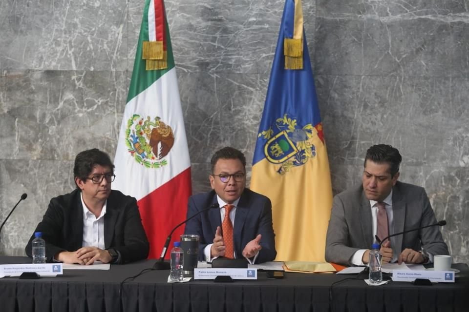 Presidente de la Asociación de Parques Industriales, Gobernador de Jalisco y Coordinador General Estratégico de Crecimiento de Desarrollo Económico.