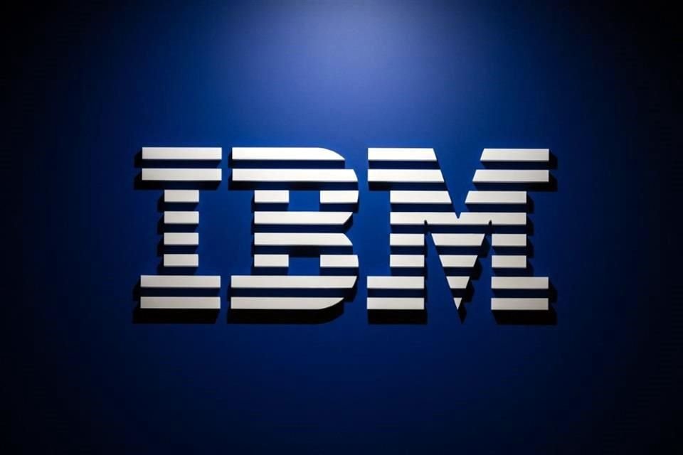 IBM dijo que las reservas para software y consultoría de inteligencia artificial han superado los 5 mil millones de dólares desde mediados de 2023.