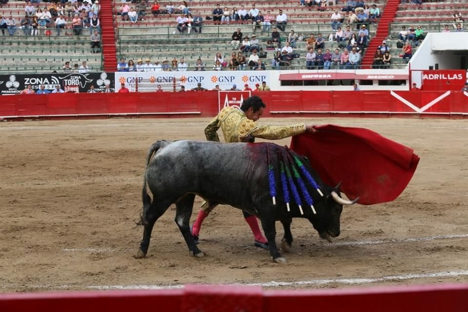 Juan Pablo Sánchez logra con ello, abrir la primera Puerta Grande de la temporada de Reapertura 2025 en la Plaza de Toros Nuevo Progreso.