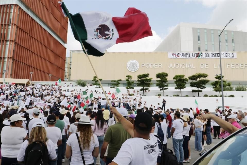 Los trabajadores se manifestarán a las 11:00 horas de mañana en la explanada de la Ciudad Judicial federal. Federal.