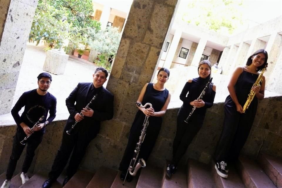 Quinteto de Clarinetes y Saxofón de la Banda Sinfónica del Estado de Jalisco.