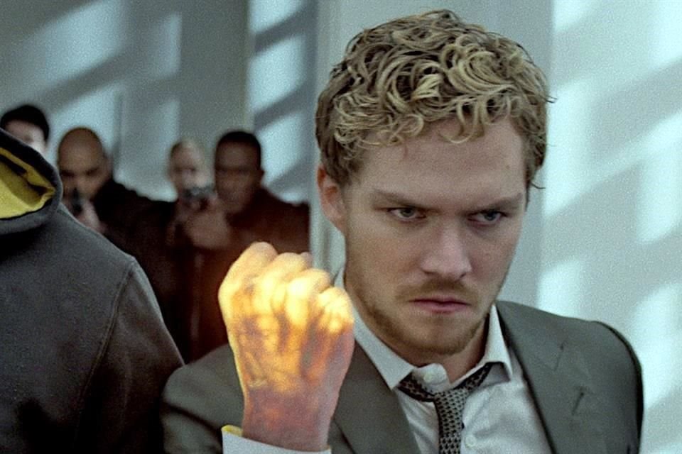 El actor británico Finn Jones convivirá con sus fans el 29 y 30 de marzo en el evento que se realizará en Cintermex.