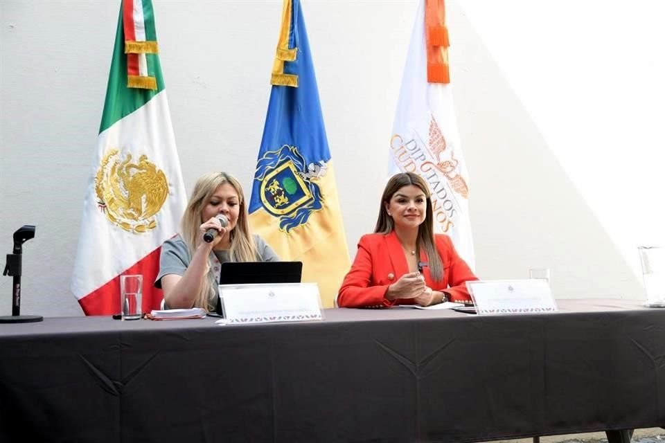 Diputadas Celenia Contreras (izq.) y Gabriela Cárdenas, de MC, impulsan desde el Congreso local que la Federación otorgue certificado de repatriación voluntaria.