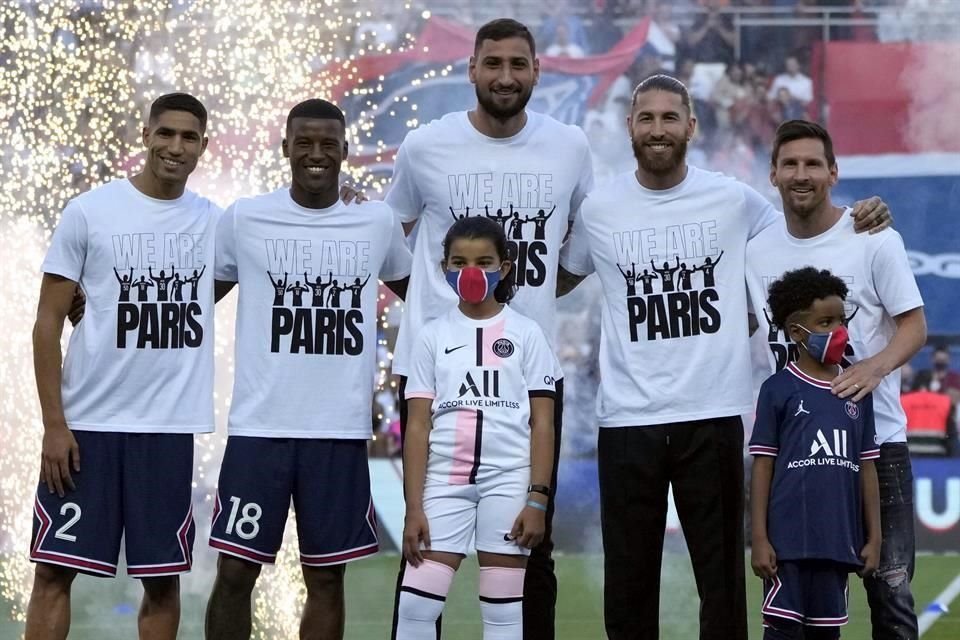 PSG presentó a sus cinco refuerzos.
