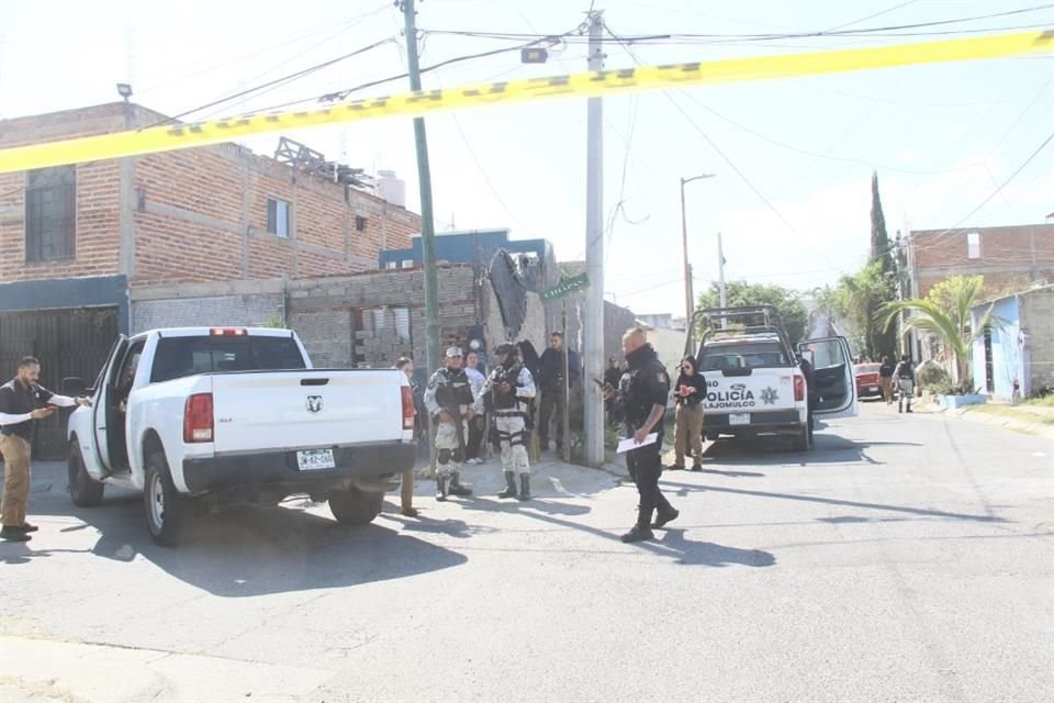 El cadáver de una mujer fue encontrado dentro de una casa, en la calle  Oaxaca y Circuito Chiapas, en la etapa 13 de Hacienda Santa Fe en Tlajomulco de Zuñiga.