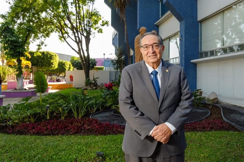 Francisco Ramírez Yáñez, Rector de la UNIVA.