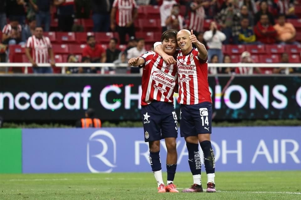 Chicharito se reencontró con el gol.