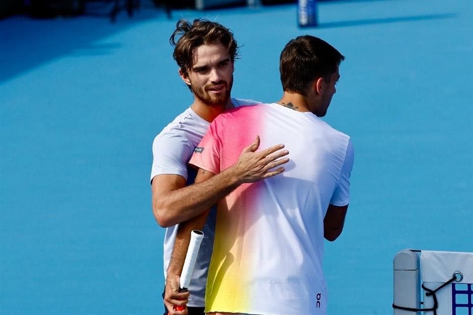 Tomas Machac y Flavio Cobolli durante su duelo en el UTS 2025 en Guadalajara, Jalisco.