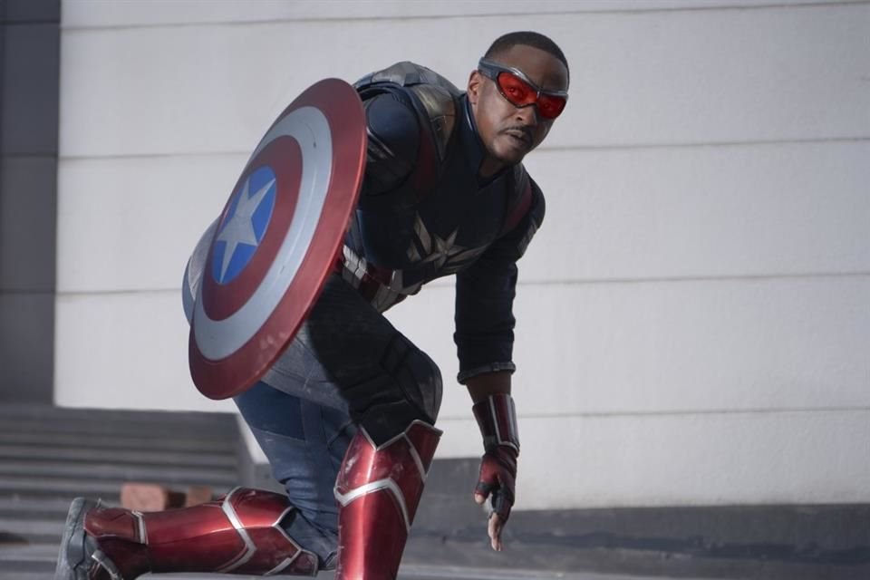 La película también representa una gran transición para la marca Capitán América: consagrando a Sam Wilson, interpretado por Anthony Mackie, tomando oficialmente el relevo de Chris Evans.