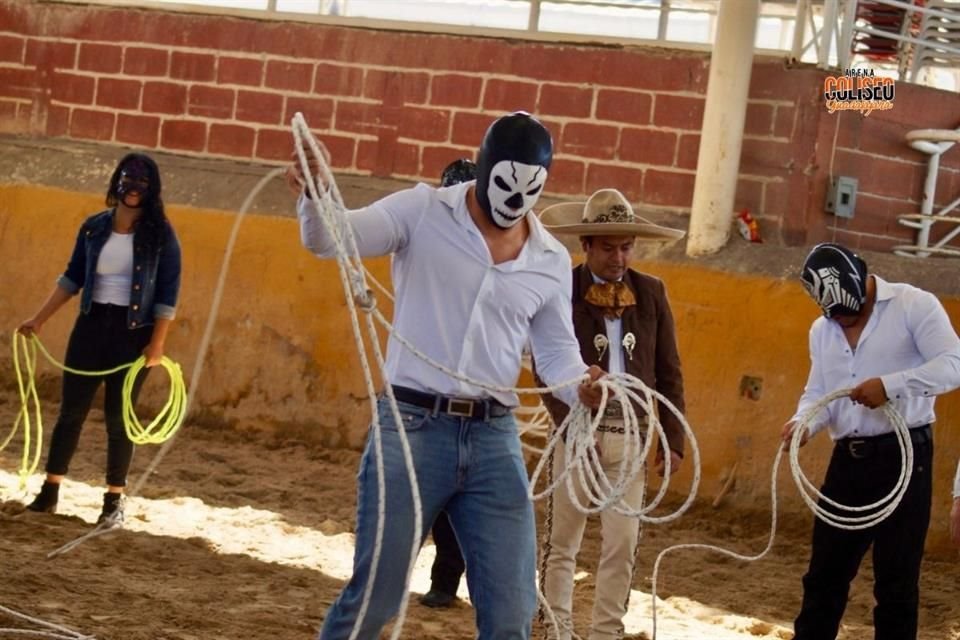 La Arena Coliseo de Guadalajara y la Asociación de Charros de Jalisco se unieron para celebrar los 483 años de Guadalajara.