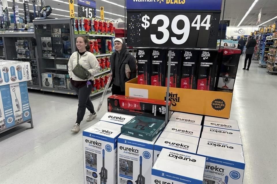 Amazon superó a Walmart en ventas trimestrales por primera vez.