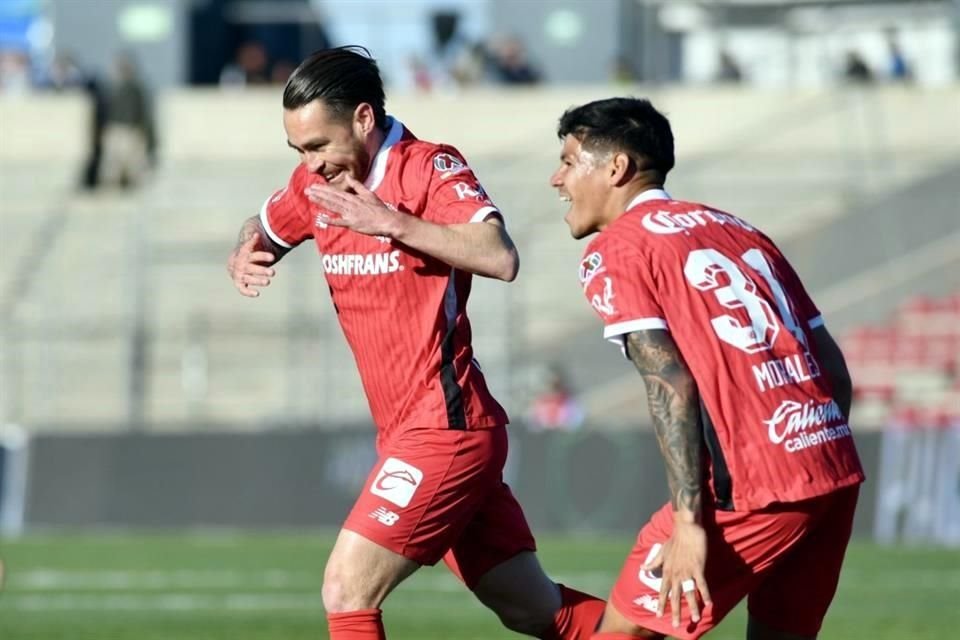 Jesús Angulo también anotó para el Toluca, que llegó a 15 puntos en el Clausura 2025 con su cuarta victoria en el torneo.