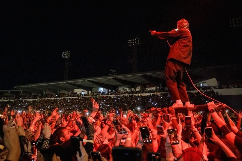 Twenty One Pilots durante concierto en el estadio 3 de Marzo.