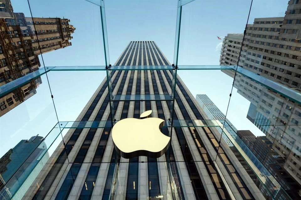Apple prometió por primera vez abrir la Apple Manufacturing Academy en febrero.