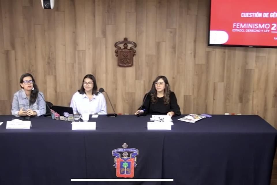 Mariana González Márquez, Tania Lisbeth Félix Valadez, Violetta Yazmín Sandoval Cortés.