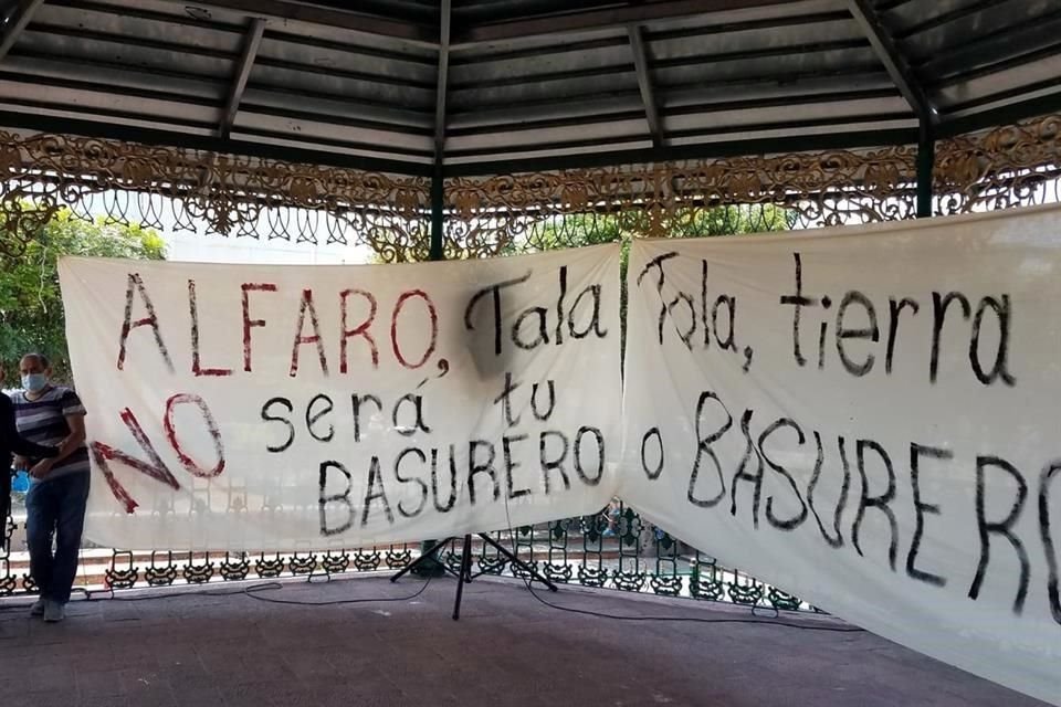 Luego de la marcha que realizaron vecinos de Tala en repudio al nuevo relleno, presentaron una queja colectiva ante la CEDHJ.