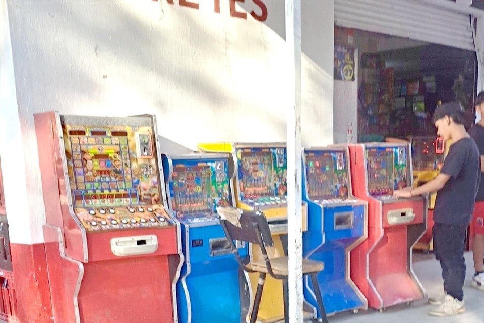 Con la expansión de tragamonedas en la Ciudad, más menores las pueden utilizar. 