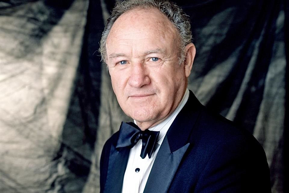 Hallaron sin vida el actor ganador de dos Óscar, Gene Hackman, a su esposa y a su perro, en su casa de Nuevo México, mientras Hollywood se conmocionaba.